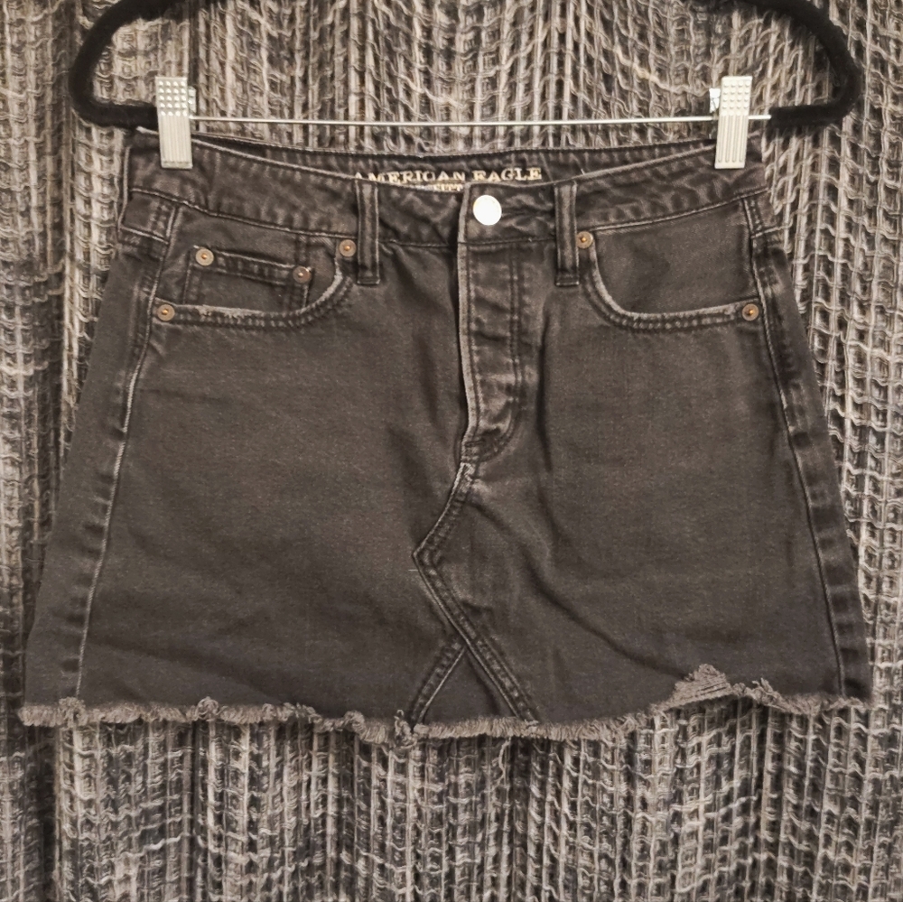 American Eagle Outfitters Black Denim Mini Skirt ~ Size 4